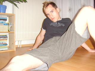 17again1 drall erotik,sex,geile omas fkk 1575356 320x240 17again1 drall erotik,sex,geile omas fkk
